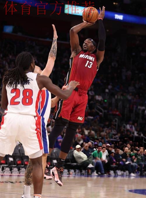 阿德巴约：我担心的是防守端的表现，全队必须做到步调一致